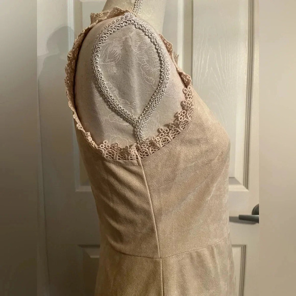 Altar’d State Beige suede Midi dress with embroidered style front size M. NWT - Picture 6 of 9